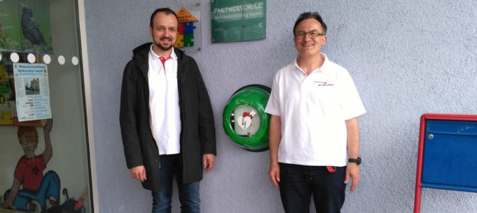 Defibrillator ist einsatzbereit