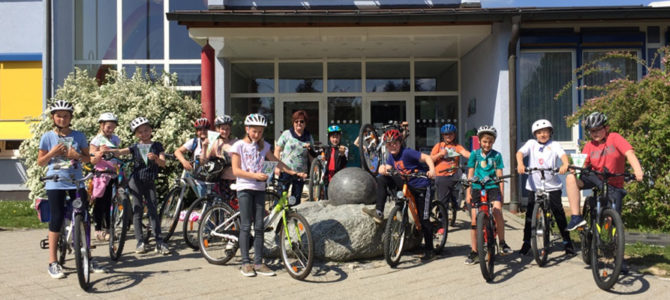 Fahrrad fahren in der Verkehrswirklichkeit